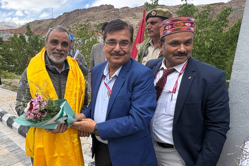 NHPC Director Personnel Uttam Lal visits Nimmo Bazgo Power station